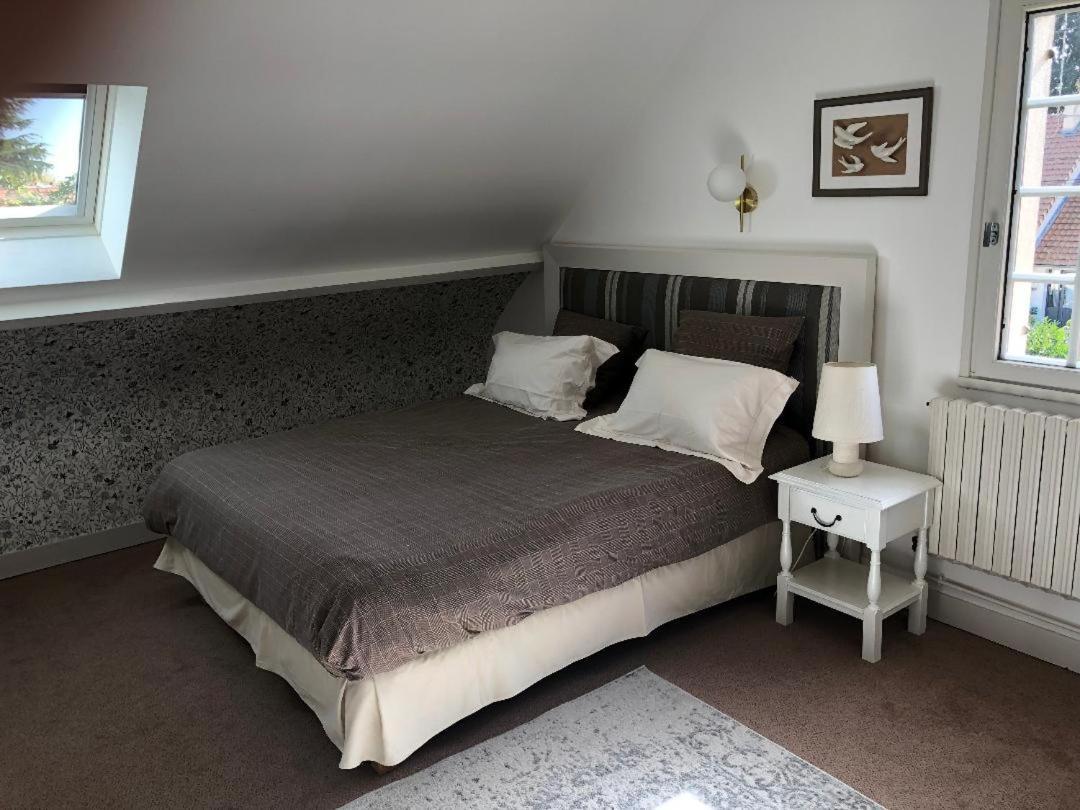 أونزاين Le Clos Fleuri - Chambres D'Hotes المظهر الخارجي الصورة